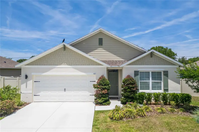 523 Auburn Grove Ter, FL
