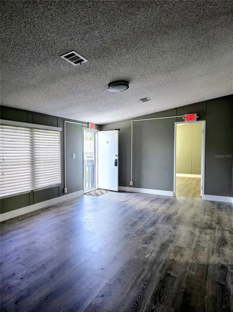 205 W Shell Point Rd #Bldg A, FL