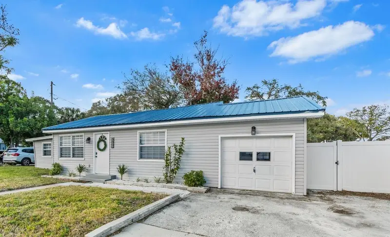 7799 46th Ave N, FL