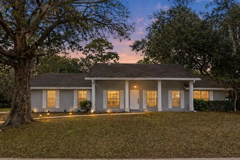 Sweetwater Oaks listing