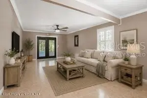 913 Candlebrook Ln, FL