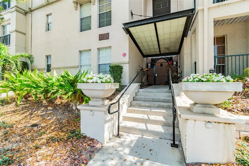 402 S Armenia Ave #116, FL