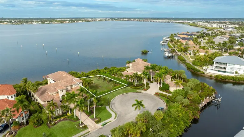 4223 Hawk Island Drive, FL