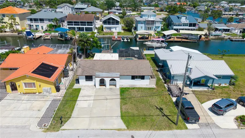 13912 Darlene Ave, FL