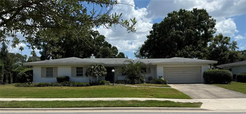 715 Ponce De Leon Blvd, FL