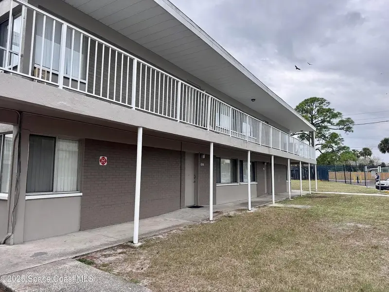 800 N Fiske Blvd #416, FL