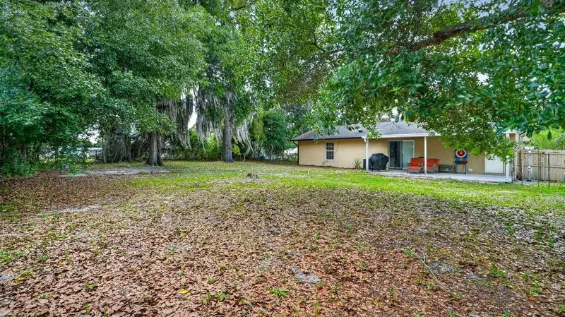 3222 Roland Dr, FL
