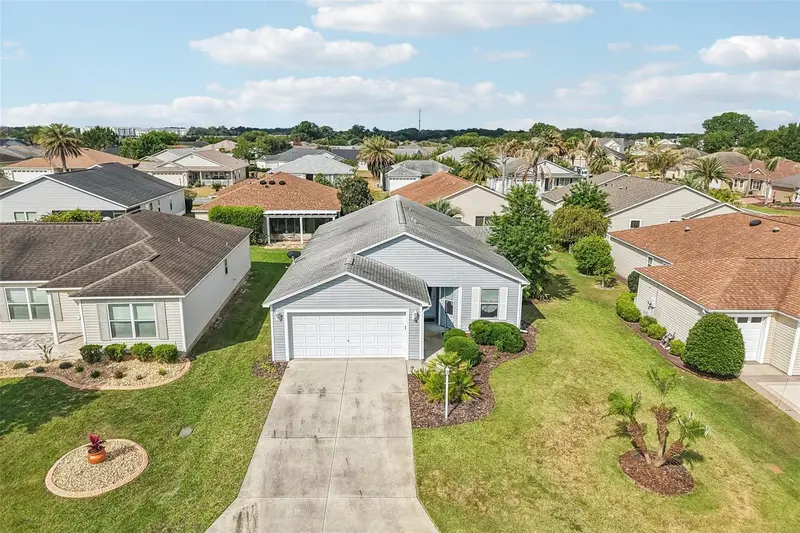2408 Carriage Hill Way, FL