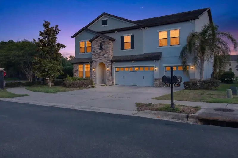 1389 Heritage Landings Dr, FL