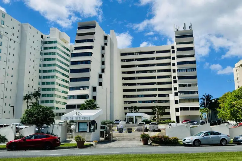 Pr 187 Cond. Mar De Isla Verde, PR