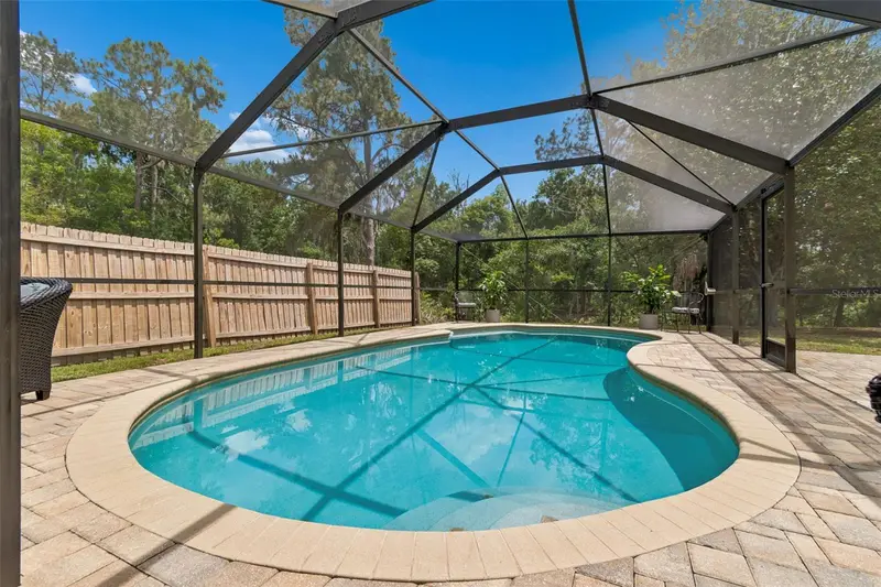 1005 Highgrove Ct, FL