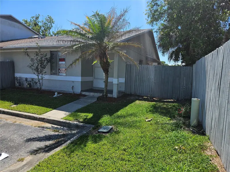 980 Stucki Ter, FL