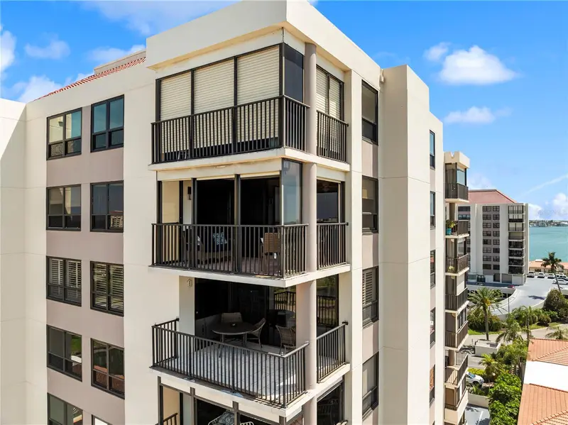 6294 Bahia Del Mar Cir #904, FL