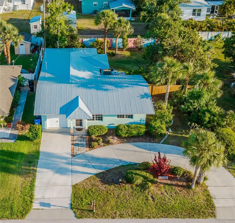 316 Alba St E, FL