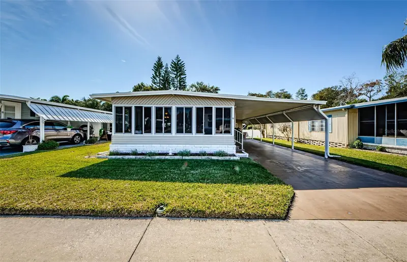 39820 Us Highway 19 N #15, FL