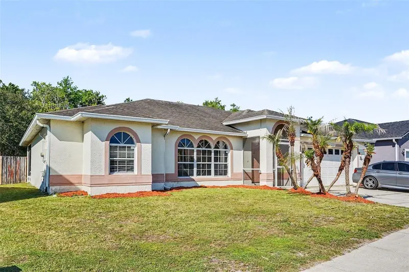 2537 Jasmine Trace Dr, FL
