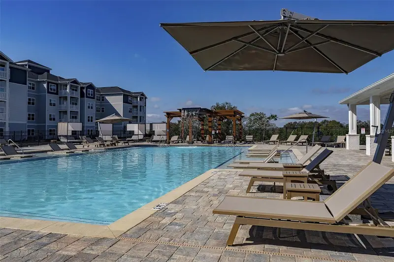 1015 Lake Forest Blvd #A2, FL