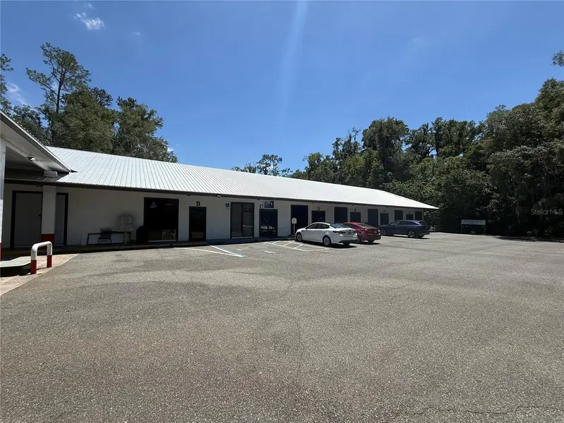 3380 Se Lake Weir Ave #F, FL