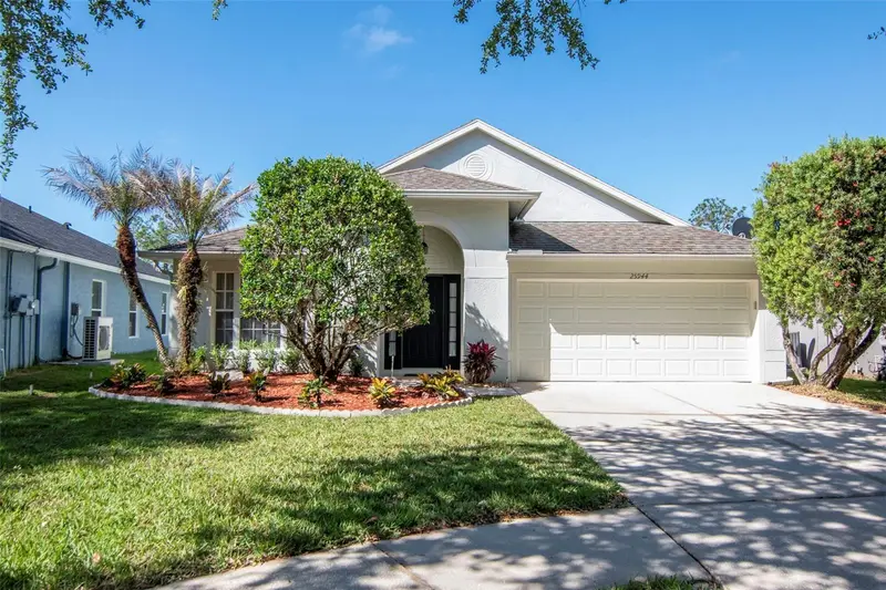 25944 Winning Colors Way, FL