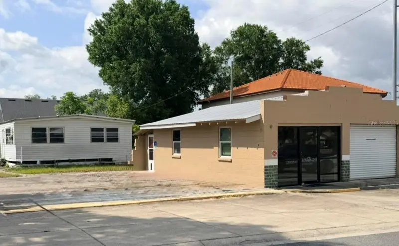 124 W Lemon St, FL