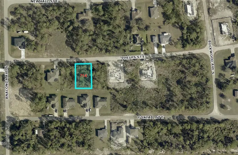 714 Phelps St E, FL