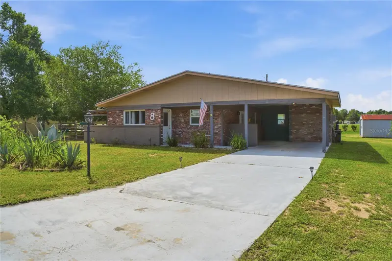 8 Silver Way, FL