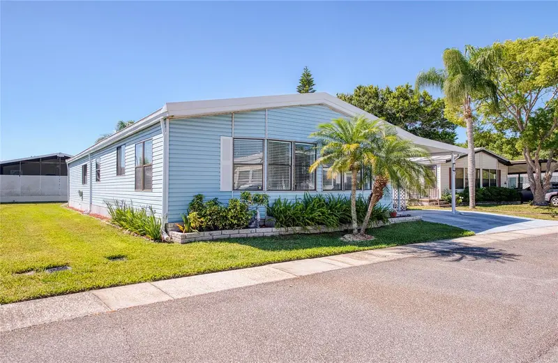 228 Tarpon Ln, FL