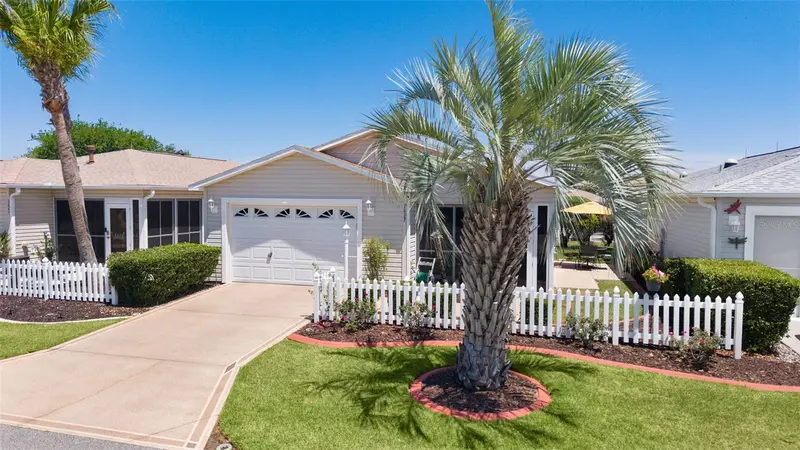 2437 Southern Oak St, FL
