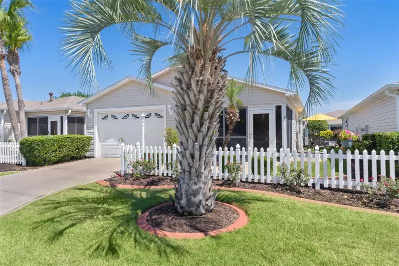 2437 Southern Oak St, FL
