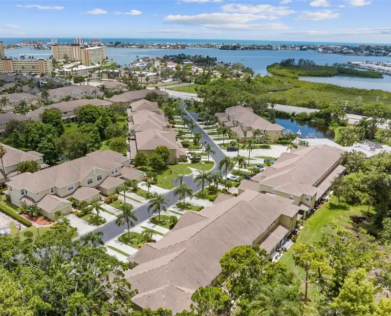 11235 Kapok Grand Cir, FL