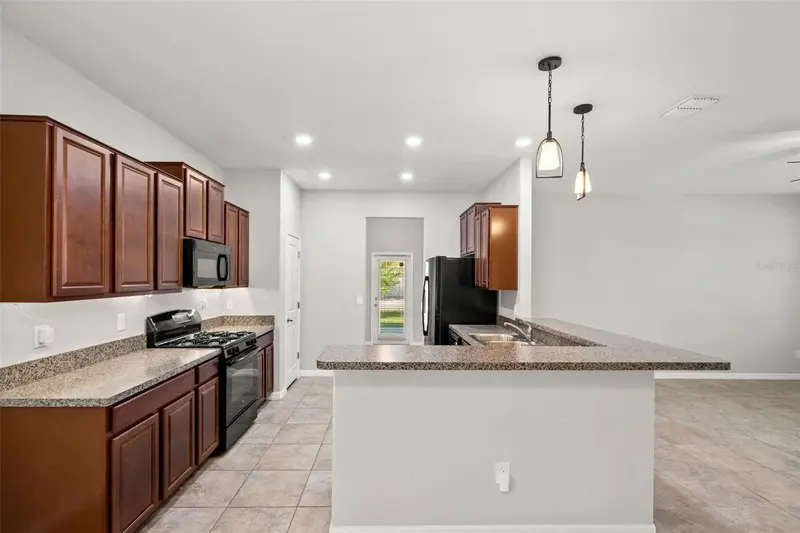 8751 Shady Pavillion Ct, FL