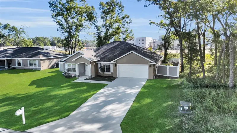 1645 Sw 168th Loop, FL