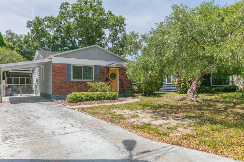 1219 E Flora St, FL