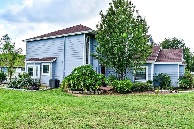 275 Mango Dr, FL
