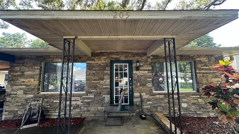 205 Pinecrest Rd, FL