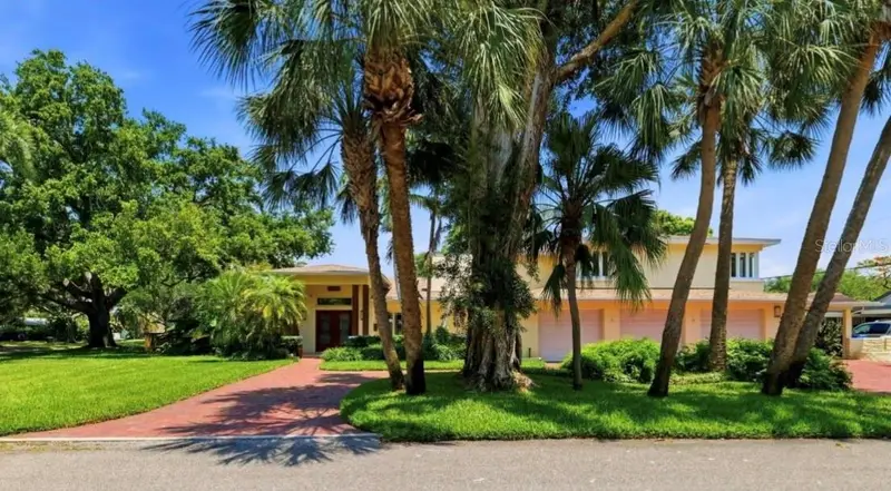 Bahama Beach listing
