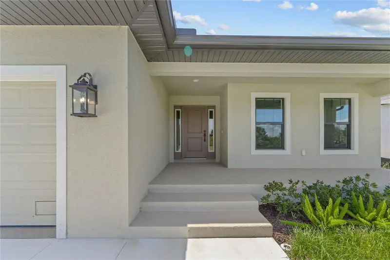 196 Arch Dr, FL