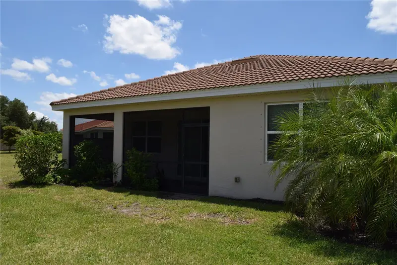 24376 Riverfront Dr, FL