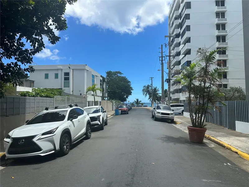 9 Manuel RodríGuez Serra #B4, PR