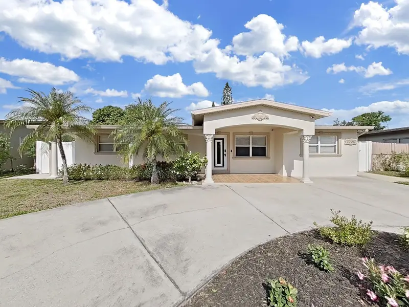 4726 Eldorado Dr, FL