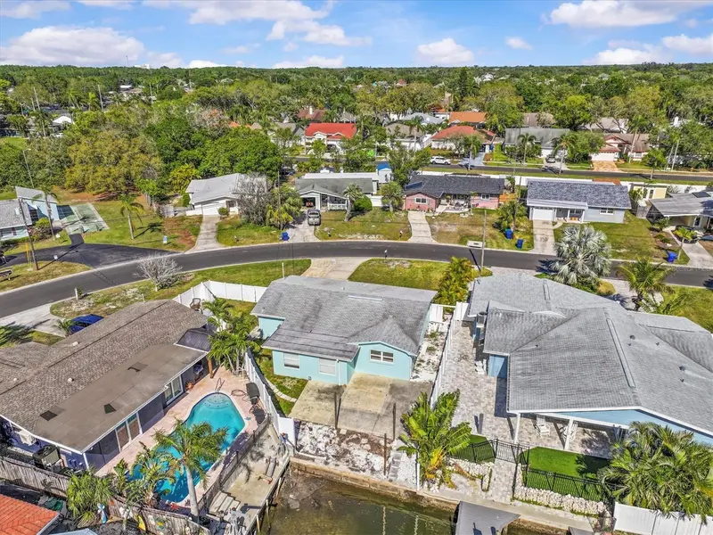 310 Westwinds Dr, FL