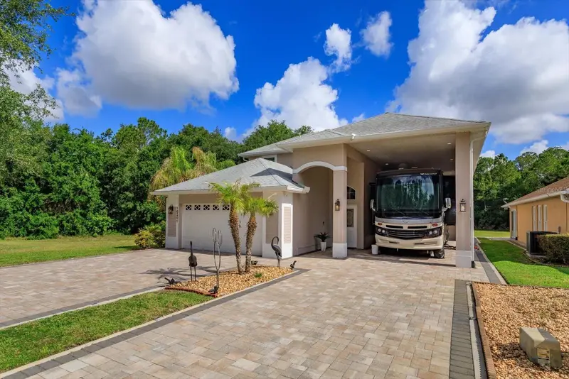 16201 Citrus Pkwy, FL