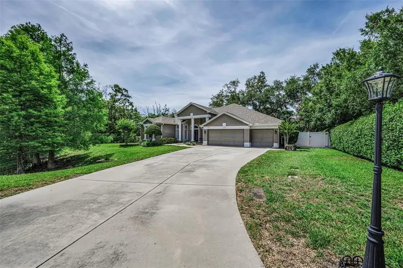 2013 Water Wheel Ct, FL