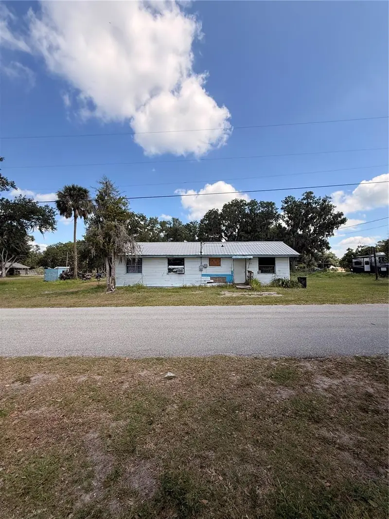 222 4th St W, FL