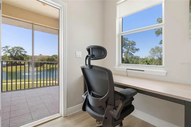 80 Riverview Bnd S #821, FL