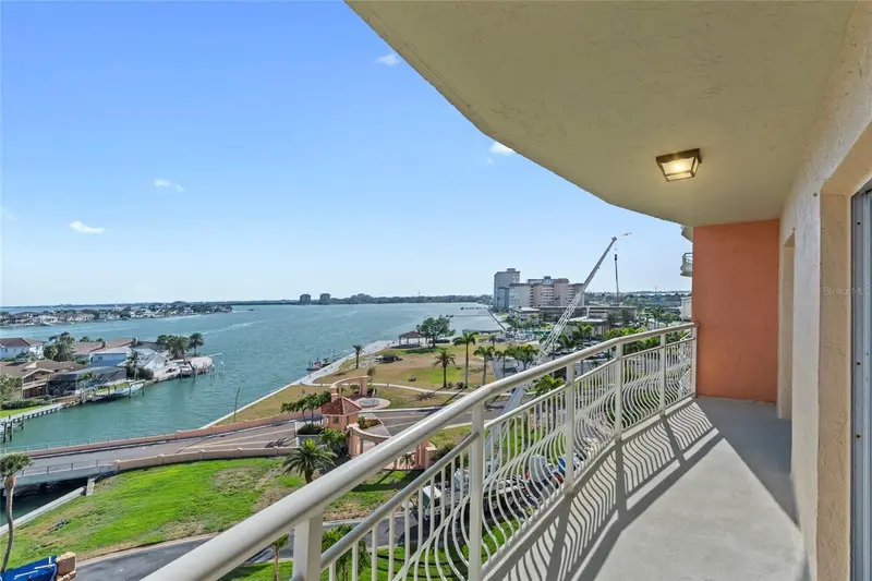 4900 Brittany Dr S #808, FL