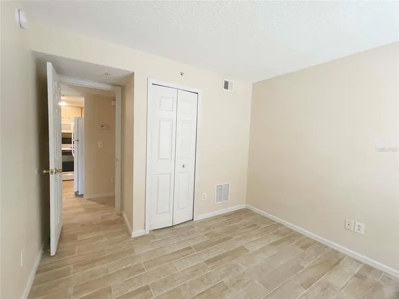 1122 S Pine Ridge Cir #1122, FL