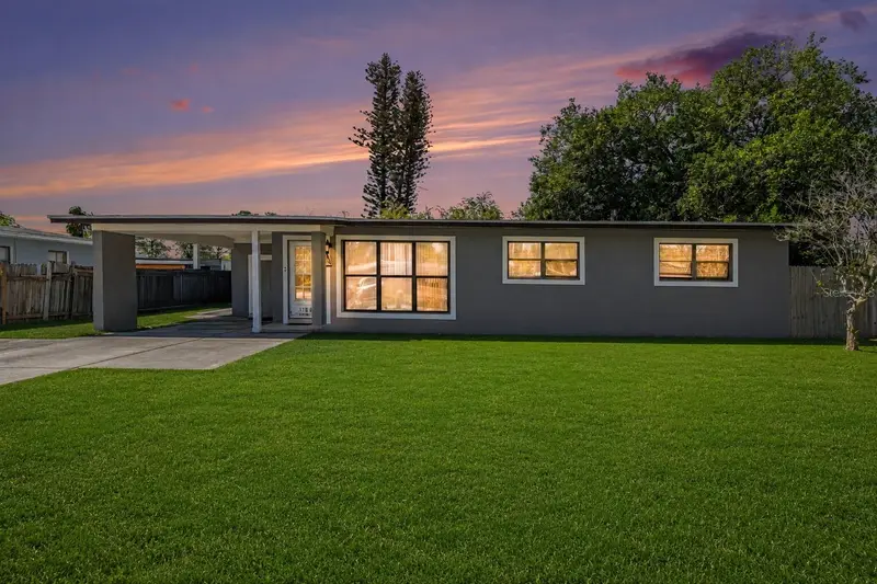 1109 Willow Ln, FL