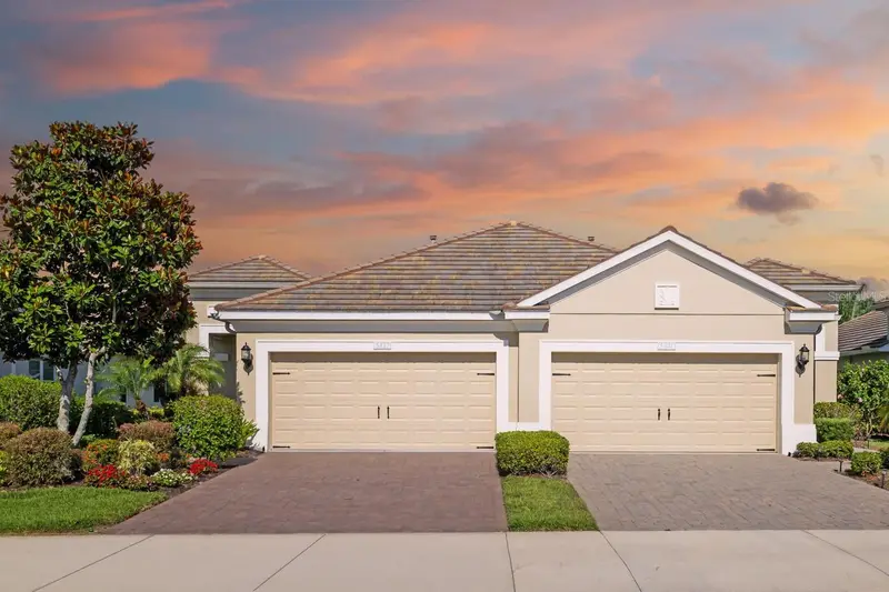 5437 Chatham Square Way, FL