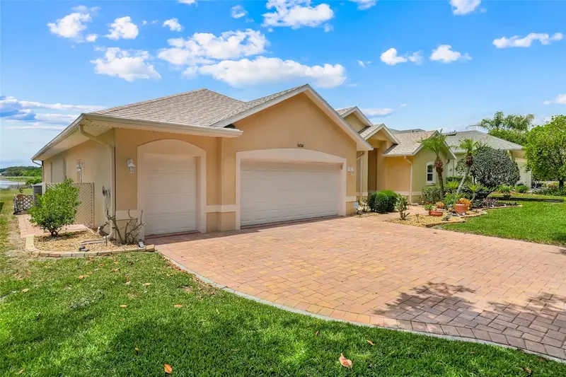 16741 Tall Grass Ln, FL